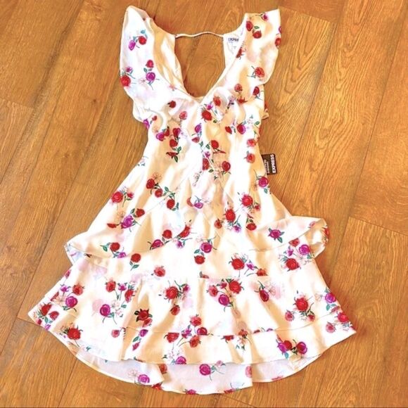 EXPRESS ASYMMETRICAL HEM V-NECK RUFFLED SLEEVELESS CHIFFON DRESS 8 NWT - Picture 7 of 12